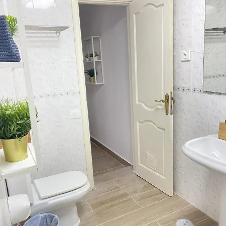 Apartmán Amplio Apartamento Con Piscina Cerca De Playa Del Castillo *