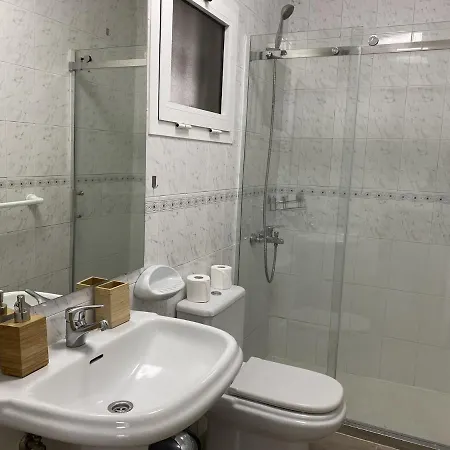 Amplio Apartamento Con Piscina Cerca De Playa Del Castillo Apartmán