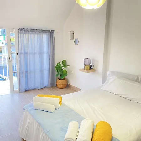 Apartmán Amplio Apartamento Con Piscina Cerca De Playa Del Castillo