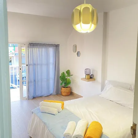 Amplio Apartamento Con Piscina Cerca De Playa Del Castillo Apartmán *